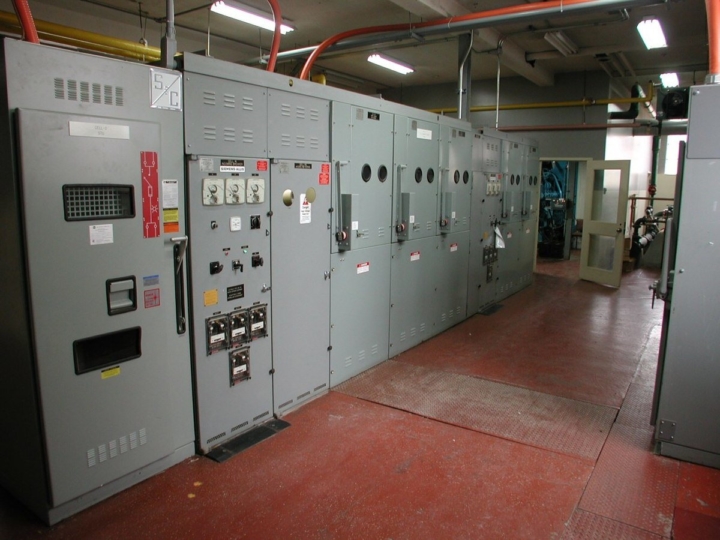 Picture of an electrical switch gear