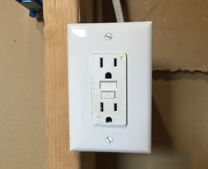 outlet won't trip